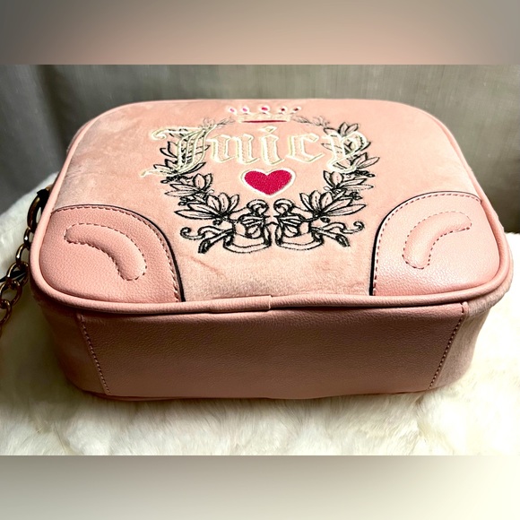 NEW Juicy Couture Pink Diamond Heritage Crossbody Bag - Picture 5 of 7